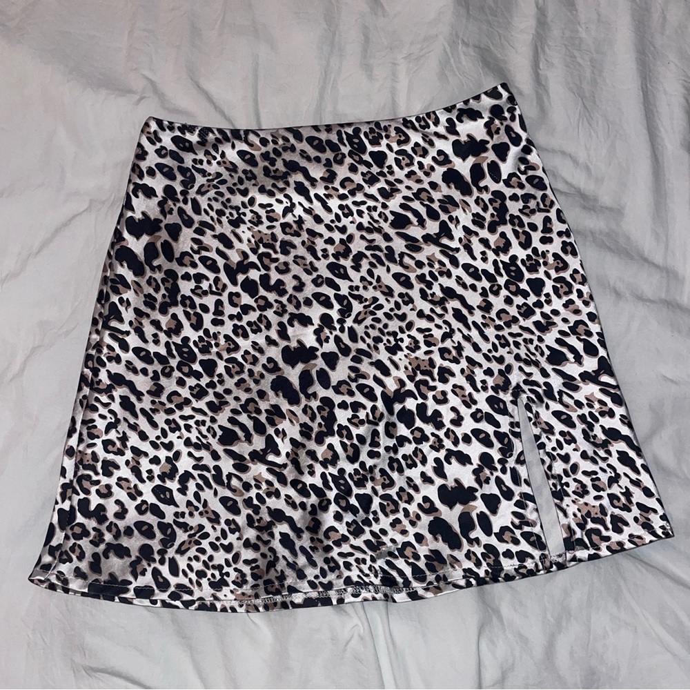 Princess Polly skirt, size 4